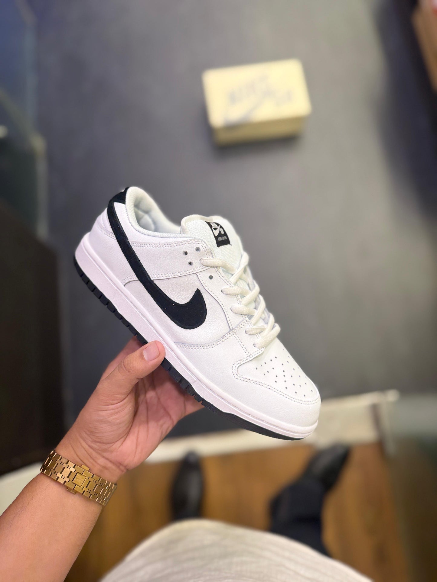 NIKE SB DUNK REVERSE PANDA ™