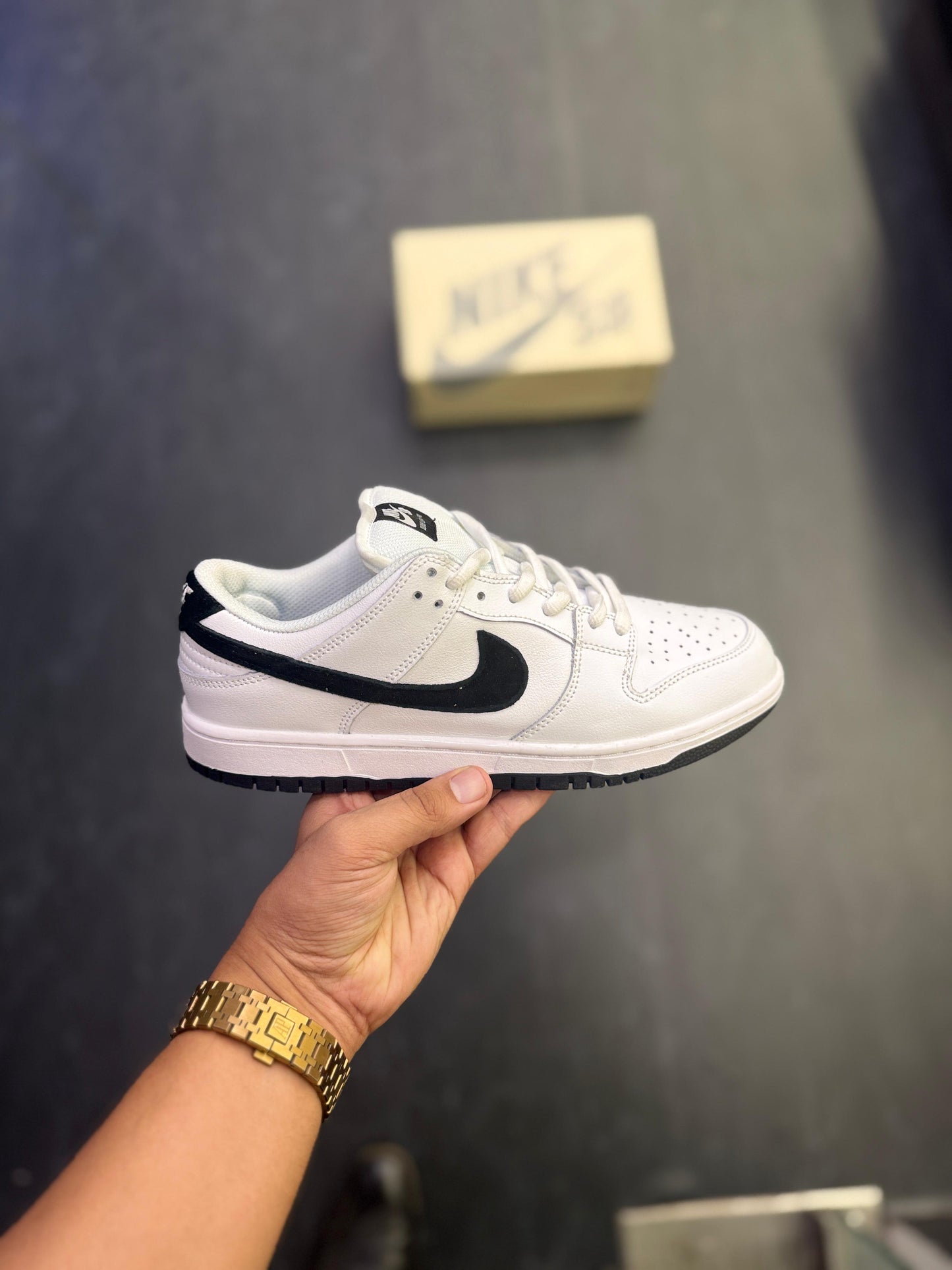 NIKE SB DUNK REVERSE PANDA ™